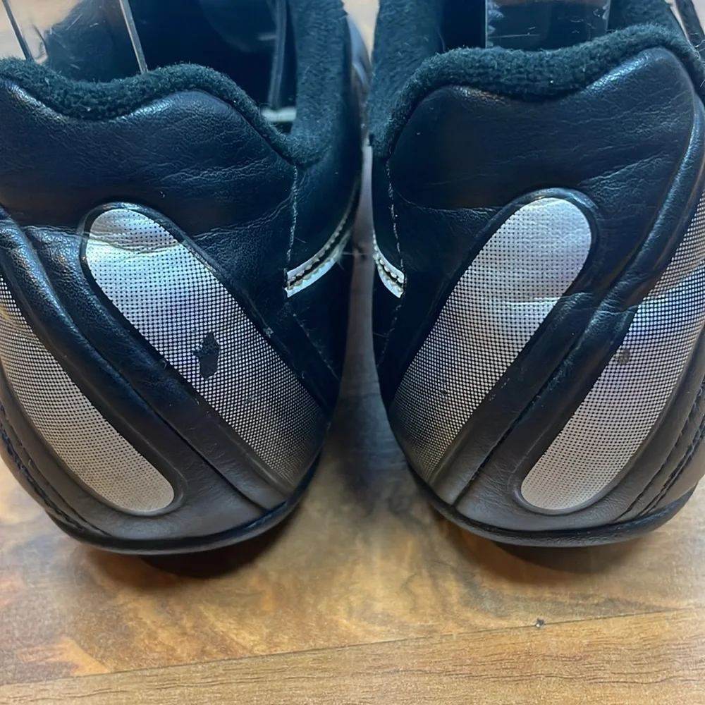 Nike soccer rubber cleats